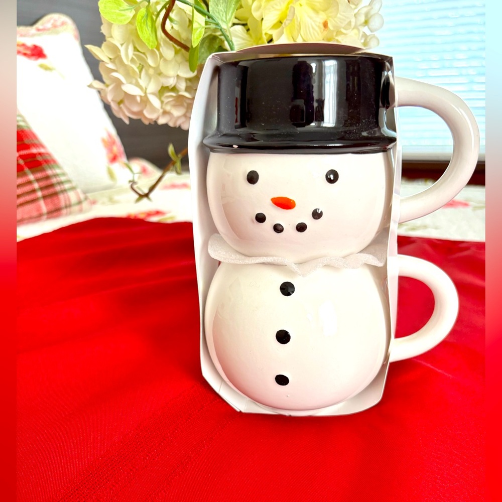 Snowman Stackable Mug Set